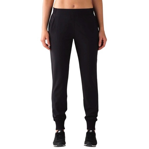 lululemon athletica Pants - Lululemon Get Ready Navy Blue Swift Jogger Pants Size 8